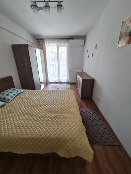 Apartament cu 2 camere - zona Podu Ros - Palas