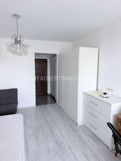 GARSONIERĂ DE ÎNCHIRIAT | TITAN | METROU ~1 MINUT | 32 MP | 349 €
