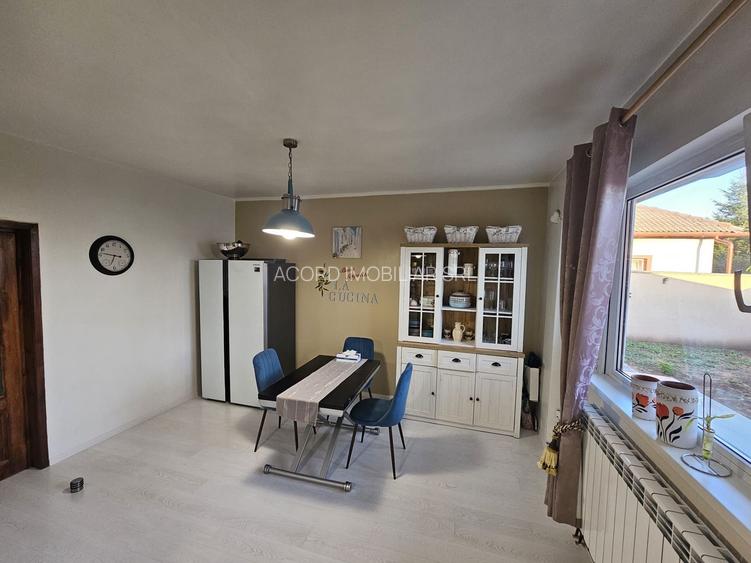 Casa Valu lui Traian partea dreapta - 7