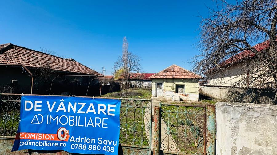 Teren intravilan + casă, strada Făgăraș, Zonă excelentă, aproape de Mall