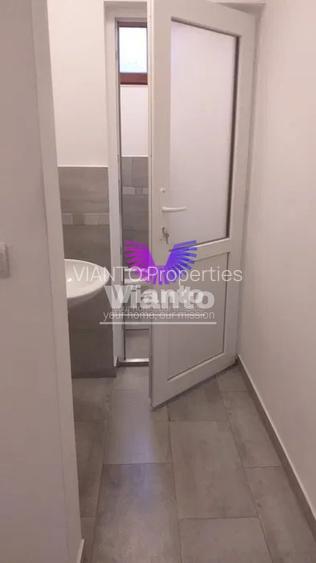Închiriez clădire/spatiu comercial 4 etaje / Balea - 4