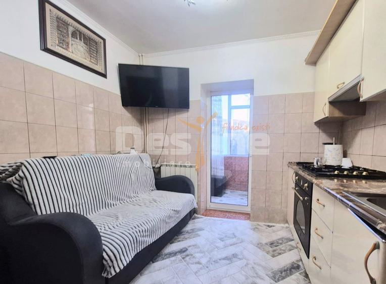 Apartament de vânzare de 2 camere - INEL II