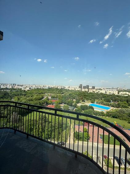 Penthouse pe doua etaje 11/12 , 4 camere, 3 bai Parc Tineretului lux si opulenta