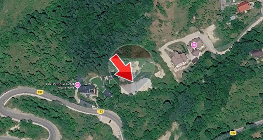 Teren intravilan 2768 mp, oportunitate turistica | Pietrosita
