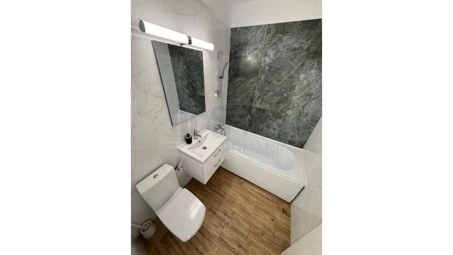 REA1022624 Apartament 2 camere 1 Mai Renovat