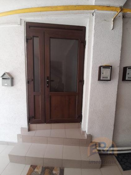 Apartament 2 camere, la curte comuna, Str. Luis Pasteur