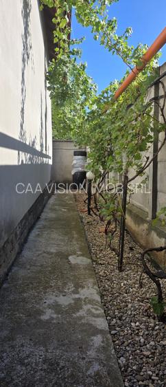 Vila de vanzare cu teren generos zona Ciolpani - 50