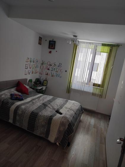 Apartament 3 camere  Isaran