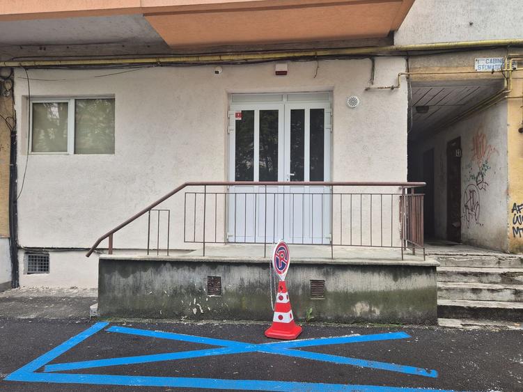Exclusivitate - Zizinului^Vlahuta, spatiu cu intrare din strada