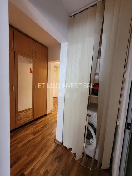 Navodari - str. Randunelelor - 2 camere decomandate -parcare privata  -420 E neg - 35