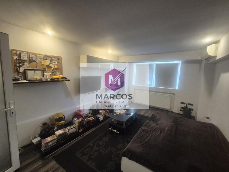 Vand apartament 2 camere Centru
