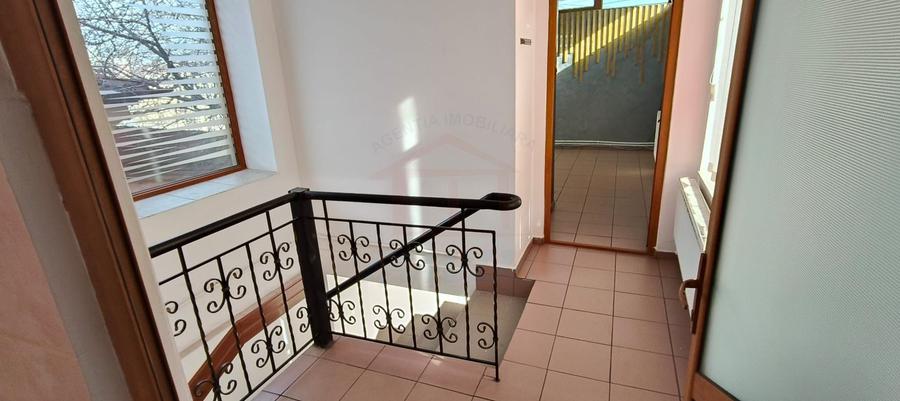 Spațiu comercial de închiriat  Str. Domnească, Galați