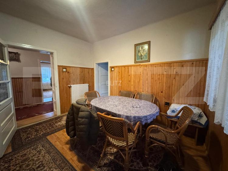 Casa cu 6 camere in Hunedoara zona Zlasti