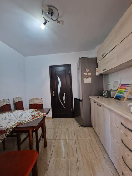 Dionisie Cel.Mic - 2 Camere mobilat-utilat, centrala gaze, termen lung