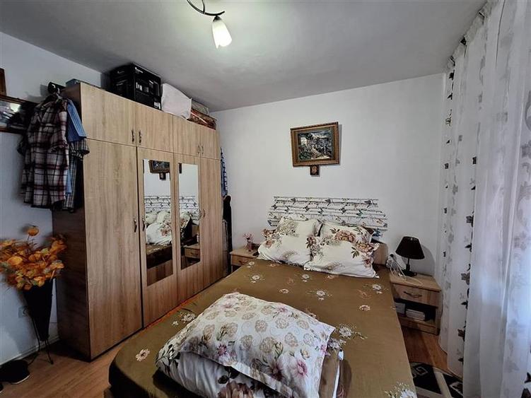 Apartament 2 camere decomandat, zona Neagoe Voda