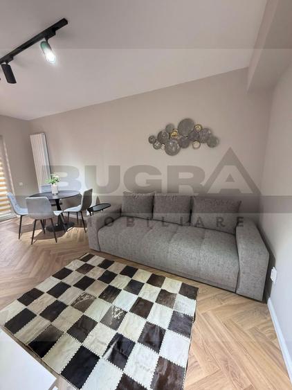 Apartament 3 camere, super finisat, parcare, zona Terra