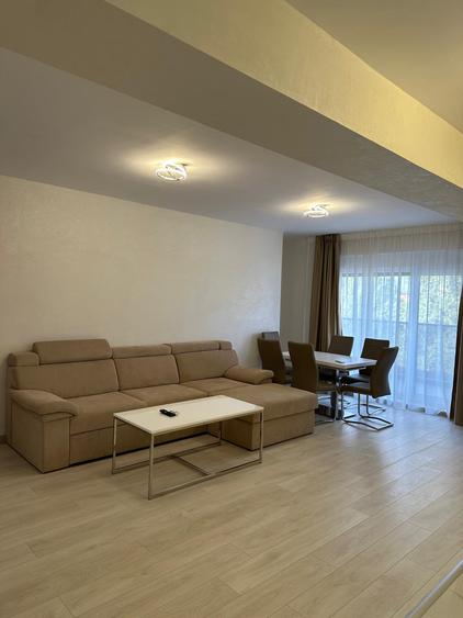 APARTAMENT SPATIOS DECEBAL/PIATA UNIRII