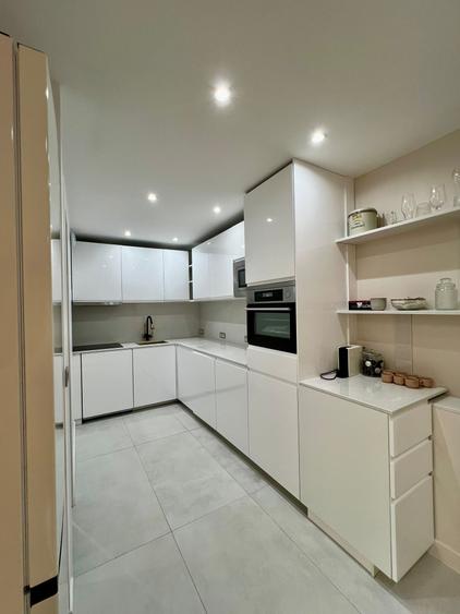 Apartament2 camere in vila Piata Mihai Viteazul cheltuieli incluse