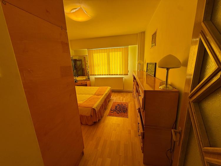 DE ÎNCHIRIAT | APARTAMENT SPAȚIOS | ZONA TROCADERO