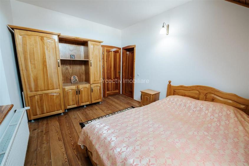 Domeniu de vanzare | 2 Case | Teren 5800 mp | Bucsoaia, C-5511 - 7