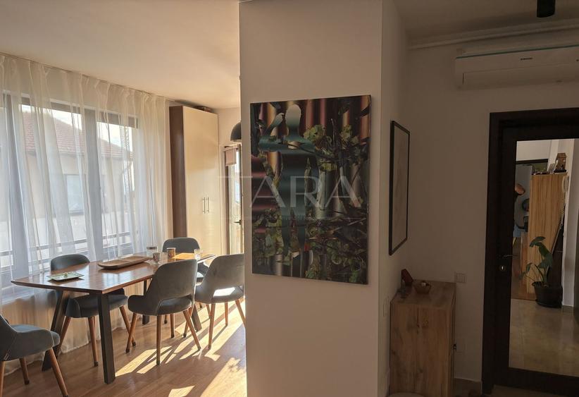 Apartament singur pe etaj, 2 balcoane și parcare, Andrei Mureșanu.