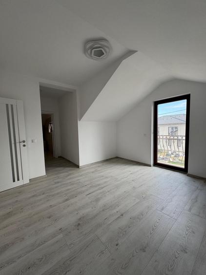 Casă Individuală în Ghiroda | 4 Dormitoare | 4 Băi | Garaj | Teren 509 mp | 170