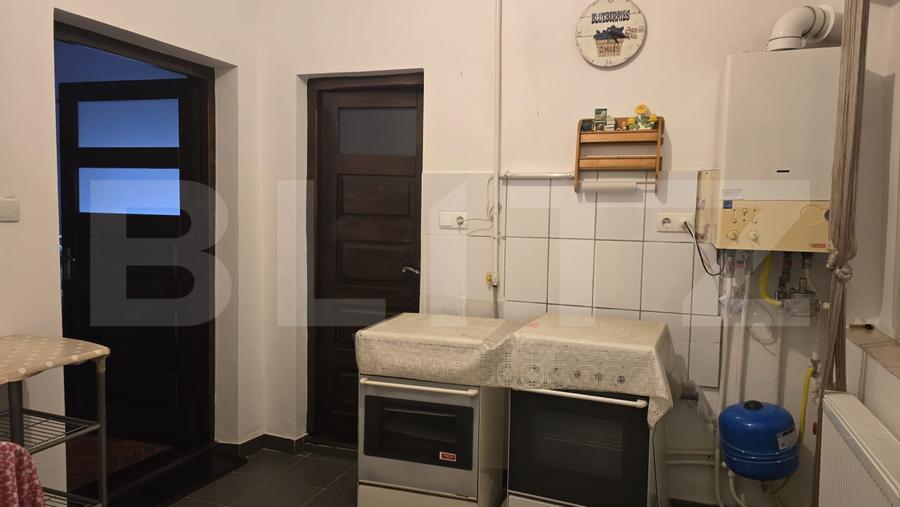 Casa 6 camere, 227 mp, teren 444 mp, zona Nord