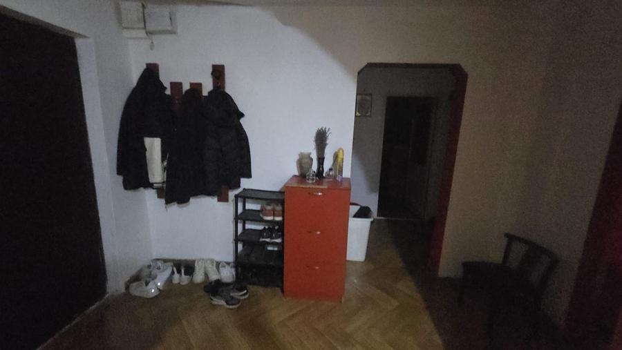 COLENTINA-Doamna Ghica, 3 camere, bloc 1986, decomandat, 2 bai, 78mp