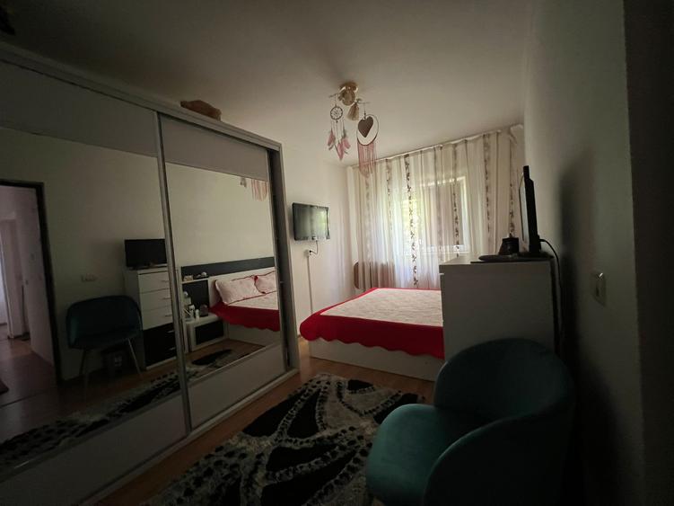 Apartament 49mp, la mansarda - cu pod ! Zona Tomis 3, Str. Zmeurei ,63500 €