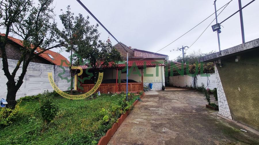 Casă singur în curte, 1.310 mp teren – Gusterița, garaj, pivniță, grădină