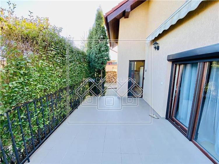 Casa individuala - 197 mp utili, teren 407 mp, 5 camere - Sura Mare - 30