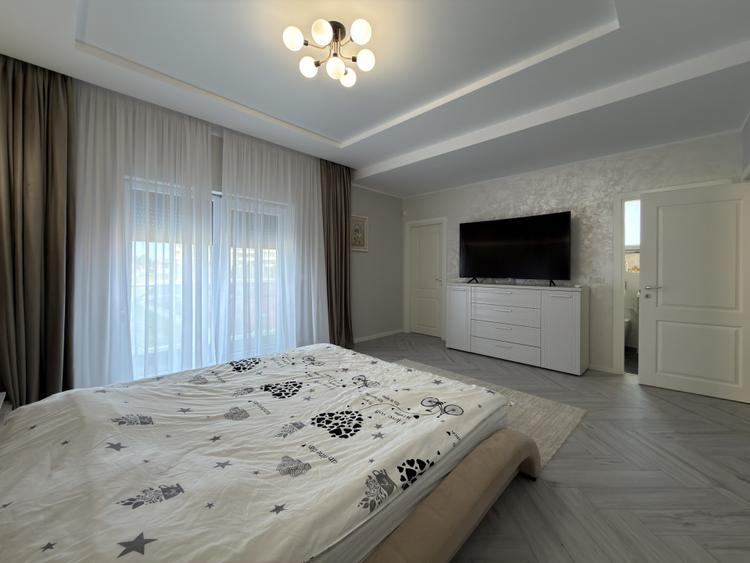 Cumpăna -Vilă nouă P+1 cu 4 camere-Complet mobilată și utilată-Design modern