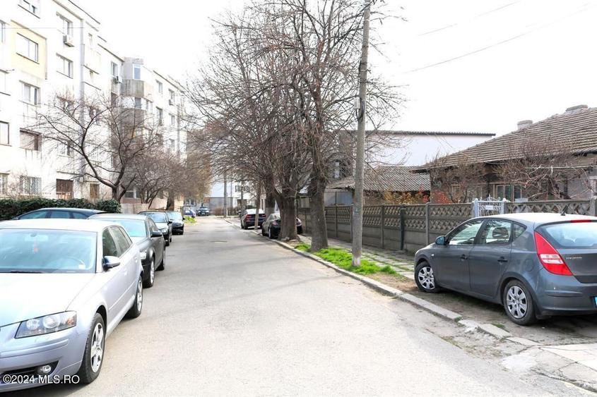 Gara - Spitalul CFR - Str. Scolii, casa din caramida, teren 380 mp!