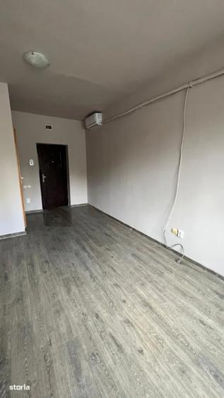 Garsoniera finisata, 21 mp, zona Calea Baciului