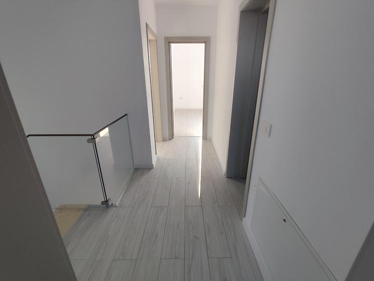 Apartament 4 camere / Duplex cu gradina Rediu - COD 161641