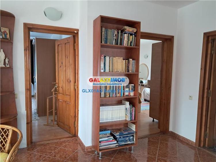 De vanzare vila D+P+E +pod in Trivale