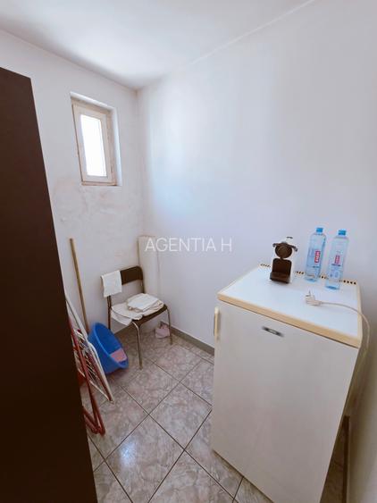 2 camere Sala Palatului Cismigiu etajul 8/8  bloc 1960  55 mp - 22