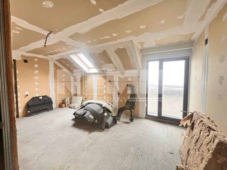 Vanzare/Inchiriere Penthouse +Pod 6 Camere 227 Mp I Suceava/Scheia