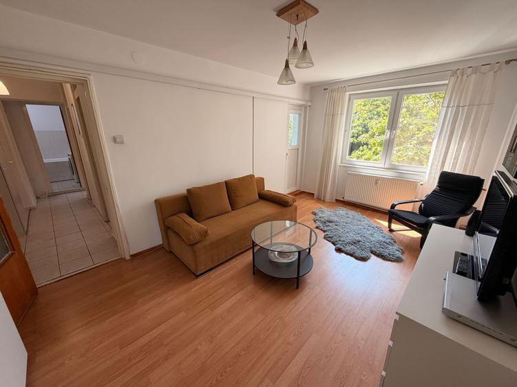 2 camere decomandat Ghencea Drumul Taberei Hanul Drumetului 2/8 58mp