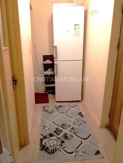 Garsoniera Hipodrom etaj 1, confort I, utilata si mobilata - 4
