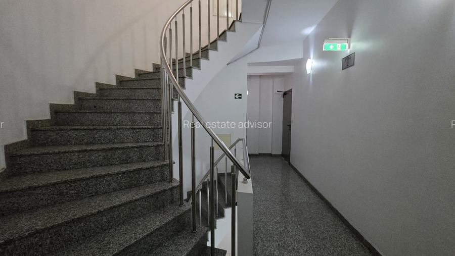 De inchiriat spatiu de birouri zona Universitate - 12