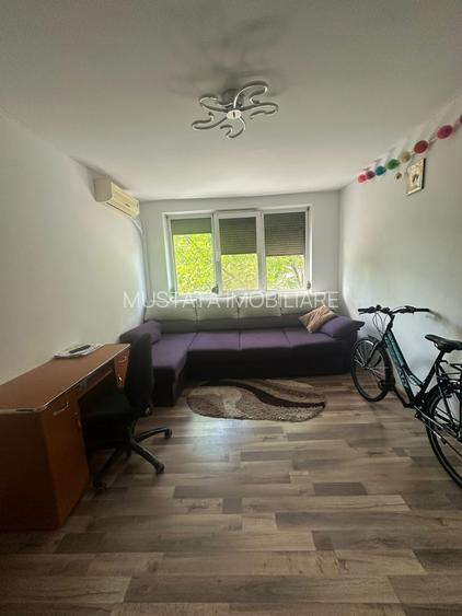 - Apartament 4 camere confort 1, Hipodrom, etaj 3. - 2