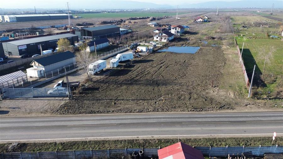Teren de vanzare 11.756 mp in zona de Vest a Focsaniului