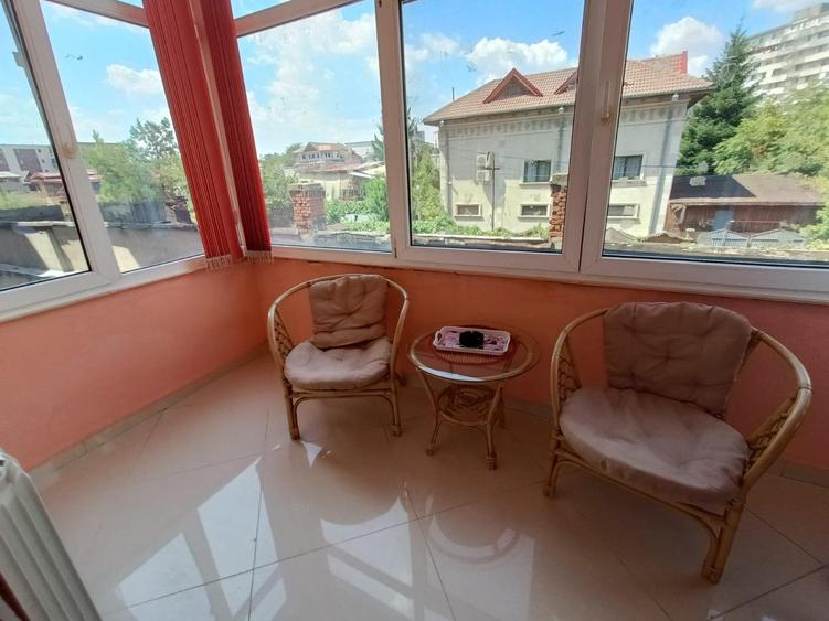 Apartament 3 camere / Prelungirea Ghencea/ metrou 10' / Centrala/ Parcare