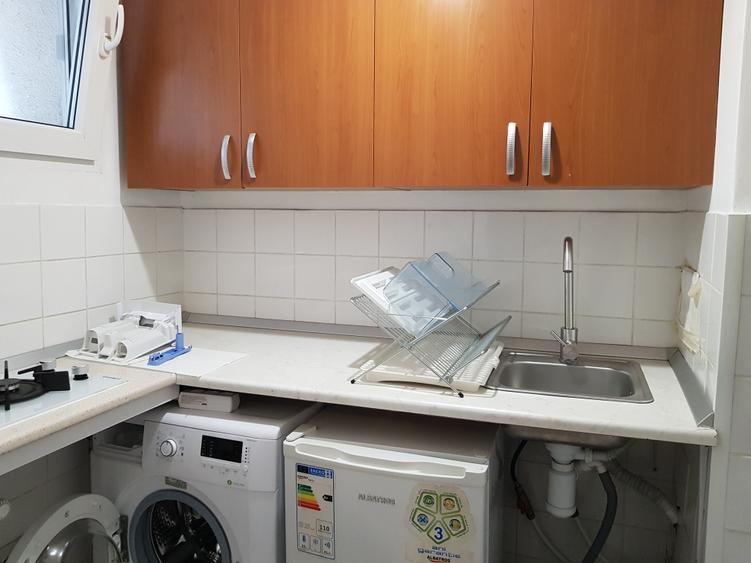 Inchiriere garsoniera Piata Alba Iulia, etajul 1