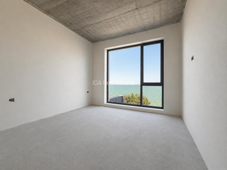 Apartament si curte cu vedere catre lac in Imobil Boutique - 11