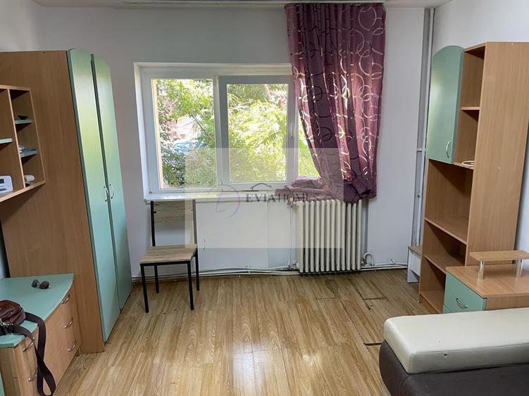 3 camere/ 2 bai / Garaj / Zorilor