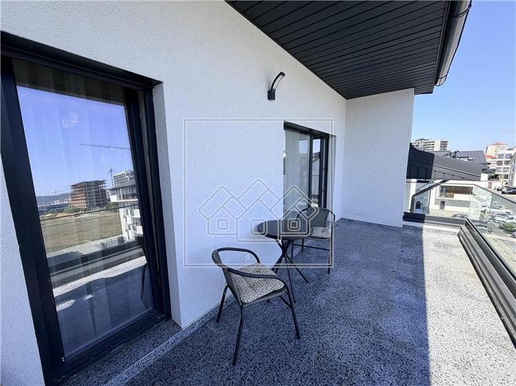 Apartament 3 camere de vanzare, loc de parcare inclus - Doamna Stanca