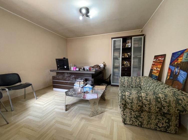 Tomis I, vila P+1 cu 4 camere, 2 balcoane, curte, loc de parcare