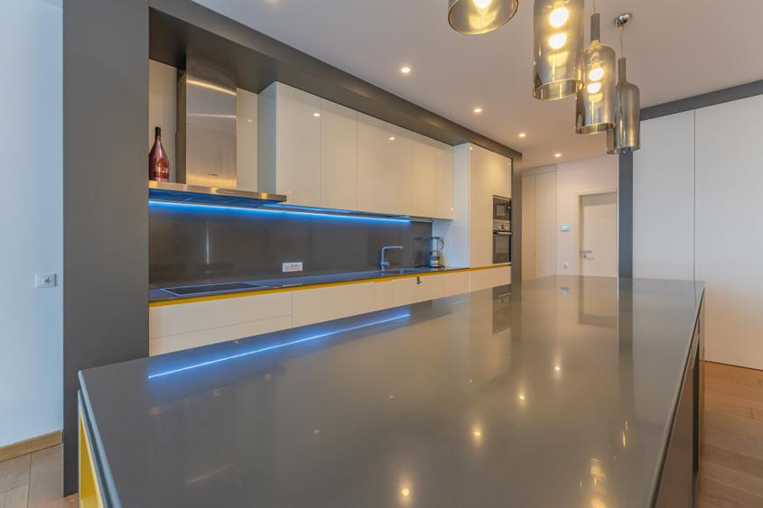 Penthouse Spectaculos | Jacuzzi | Vedere Panoramică | 4 Camere